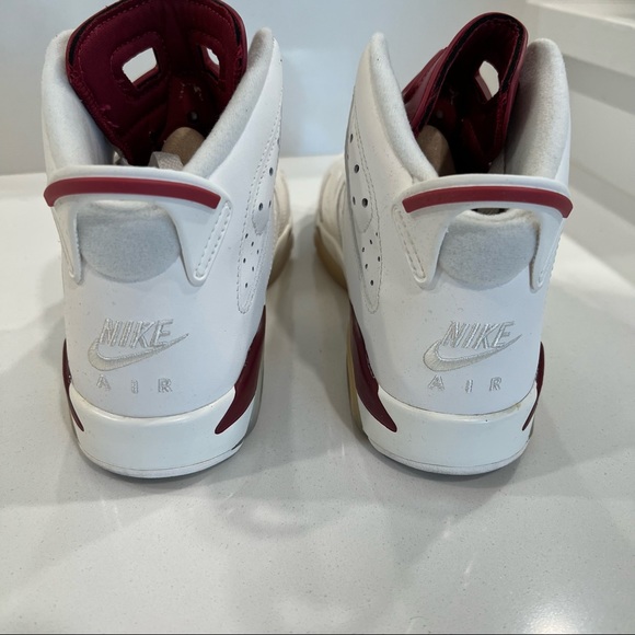 🚨AIR JORDAN 6 RETRO MAROON🚨 - Picture 5 of 10